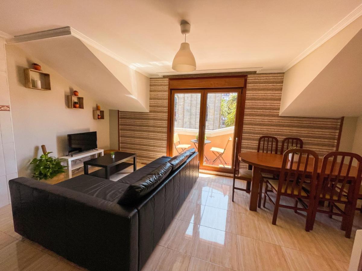 Apartamento La Iglesia Caldas De Reis Bagian luar foto