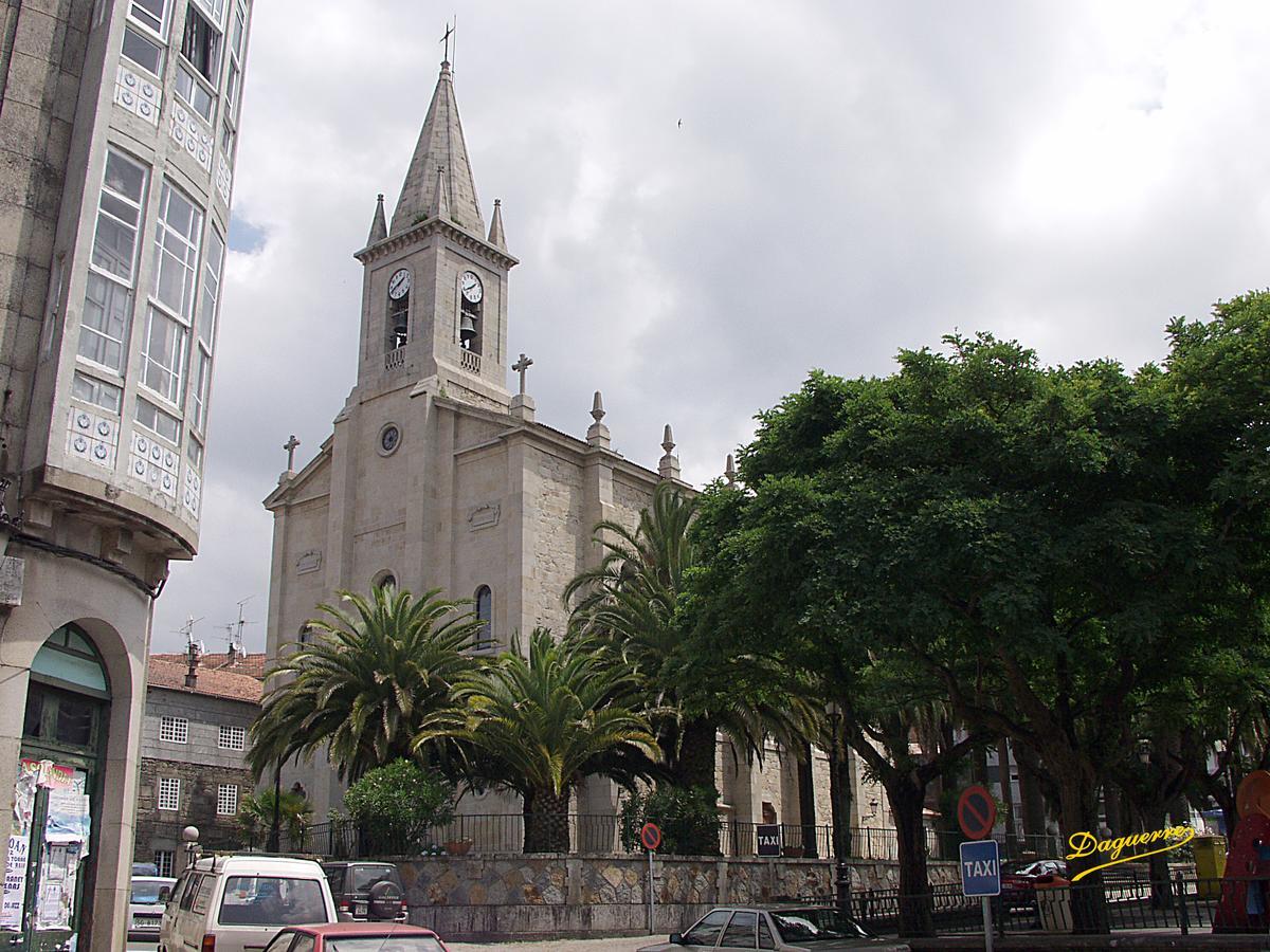 Apartamento La Iglesia Caldas De Reis Bagian luar foto